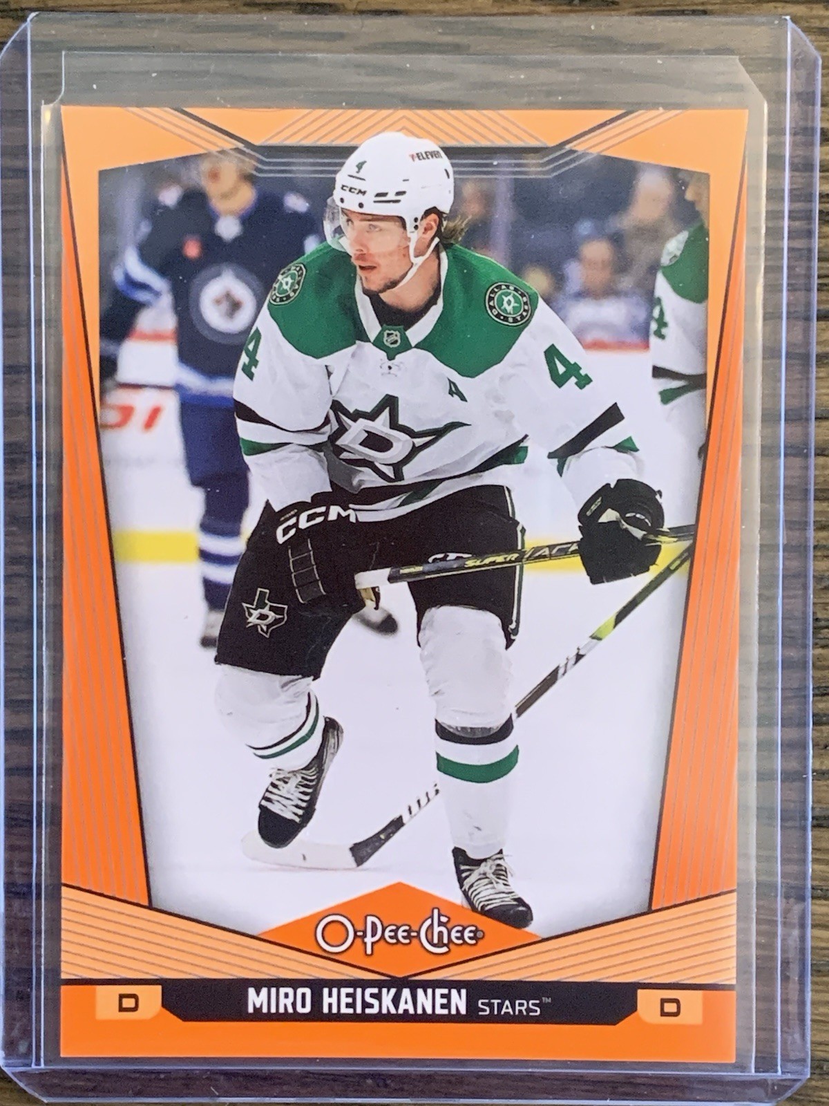 2024-25 O-Pee-Chee - Miro Heiskanen #497 Orange Border /25 2024-25 O-Pee-Chee - Miro Heiskanen #497 Orange Border /25