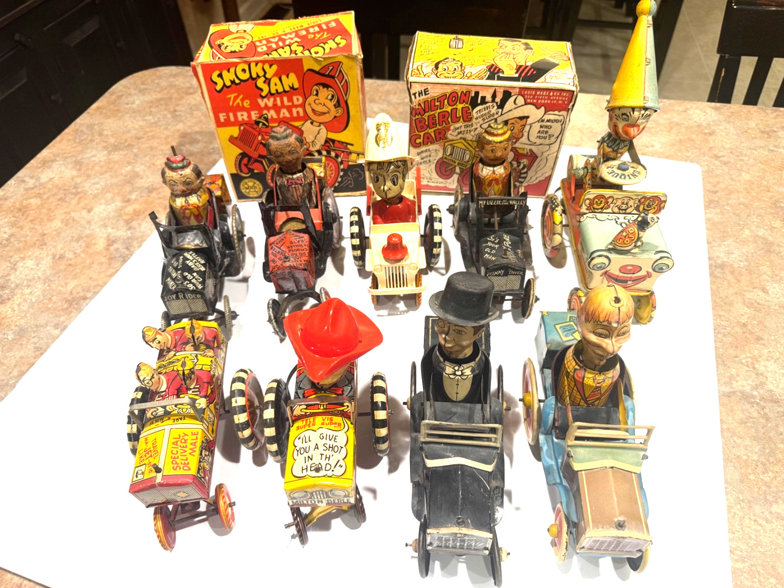 Vintage Marx Tin Whoopee Crazy Car lot Vintage Marx Tin Whoopee Crazy Car lot