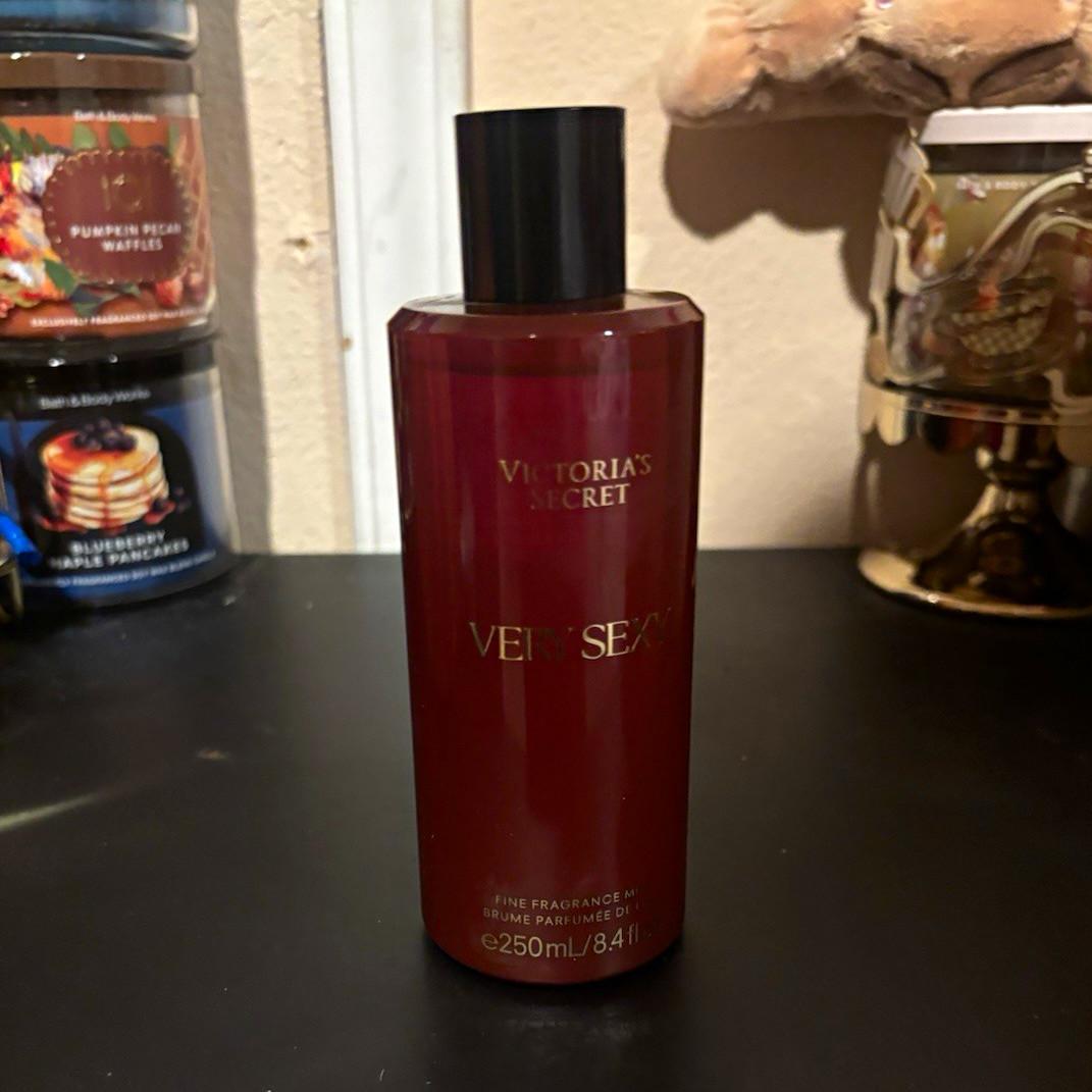 Victoria's Secret Very Sexy Fine Fragrance Mist for Women, 8.4 fl oz