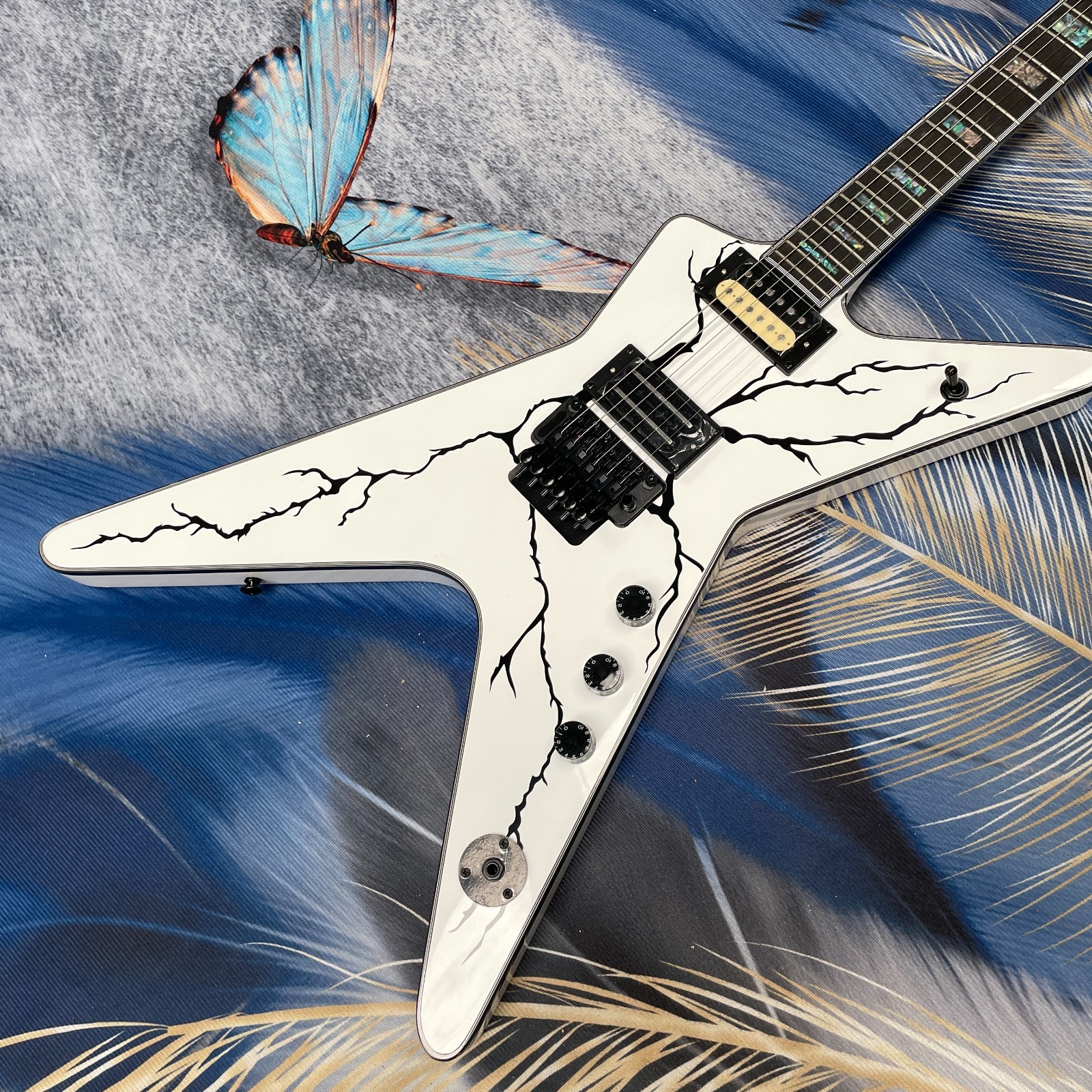 White DIME Washburn Dimebag Darrell Signature Model Electric Guitar Shipping