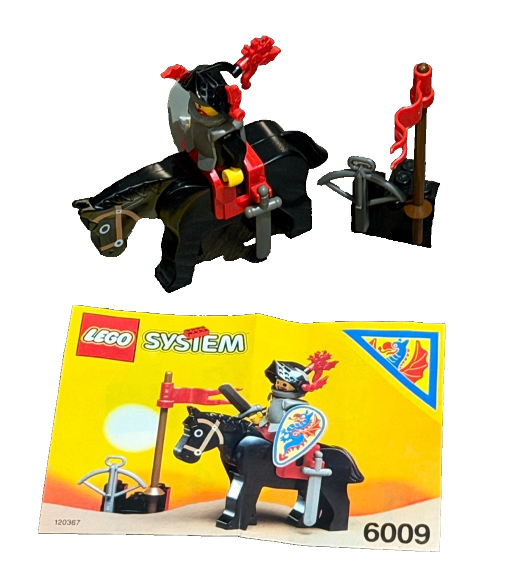 LEGO Castle Black Knight (6009) Complete with Instructions LEGO Castle Black Knight (6009) Complete with Instructions