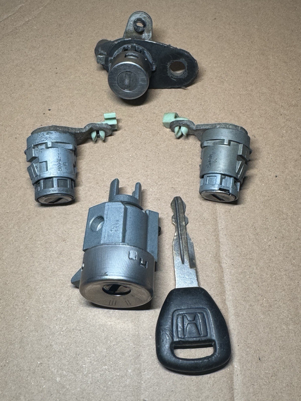 1996-2000 Honda Civic Hatchback ek ignition door trunk tumbler key lock Set Oem