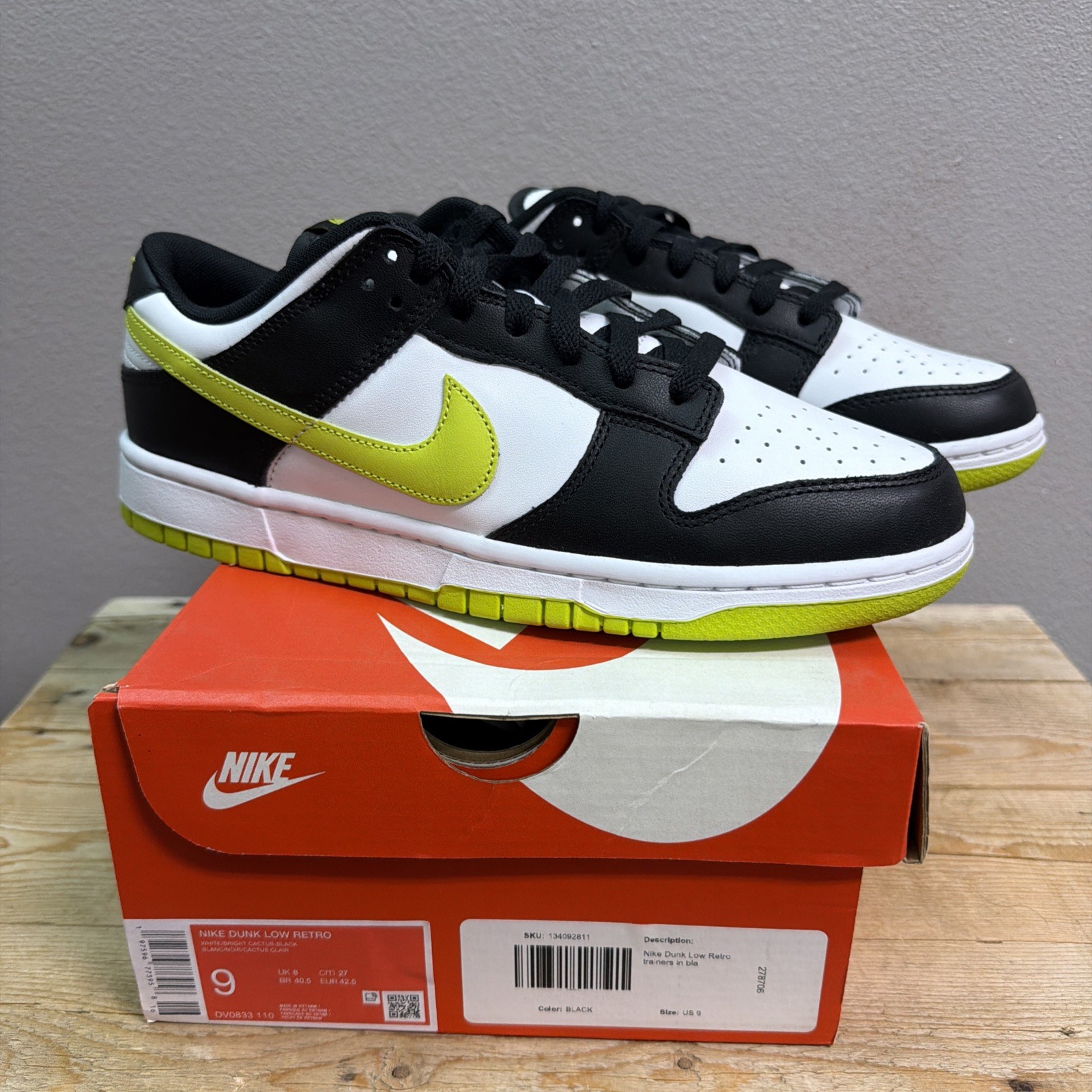 Nike Men\'s Dunk Low Shoe Size 9 Black/Bright Cactus DV0833-110 New