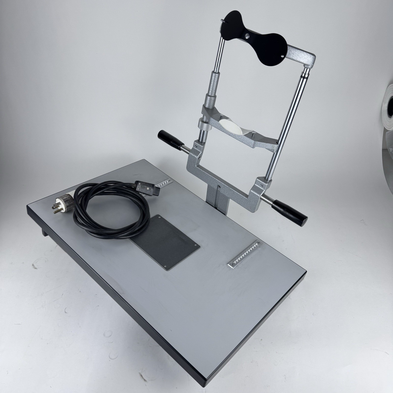 Haag-Streit Slit Lamp Power Supply With Table And Chin Mount