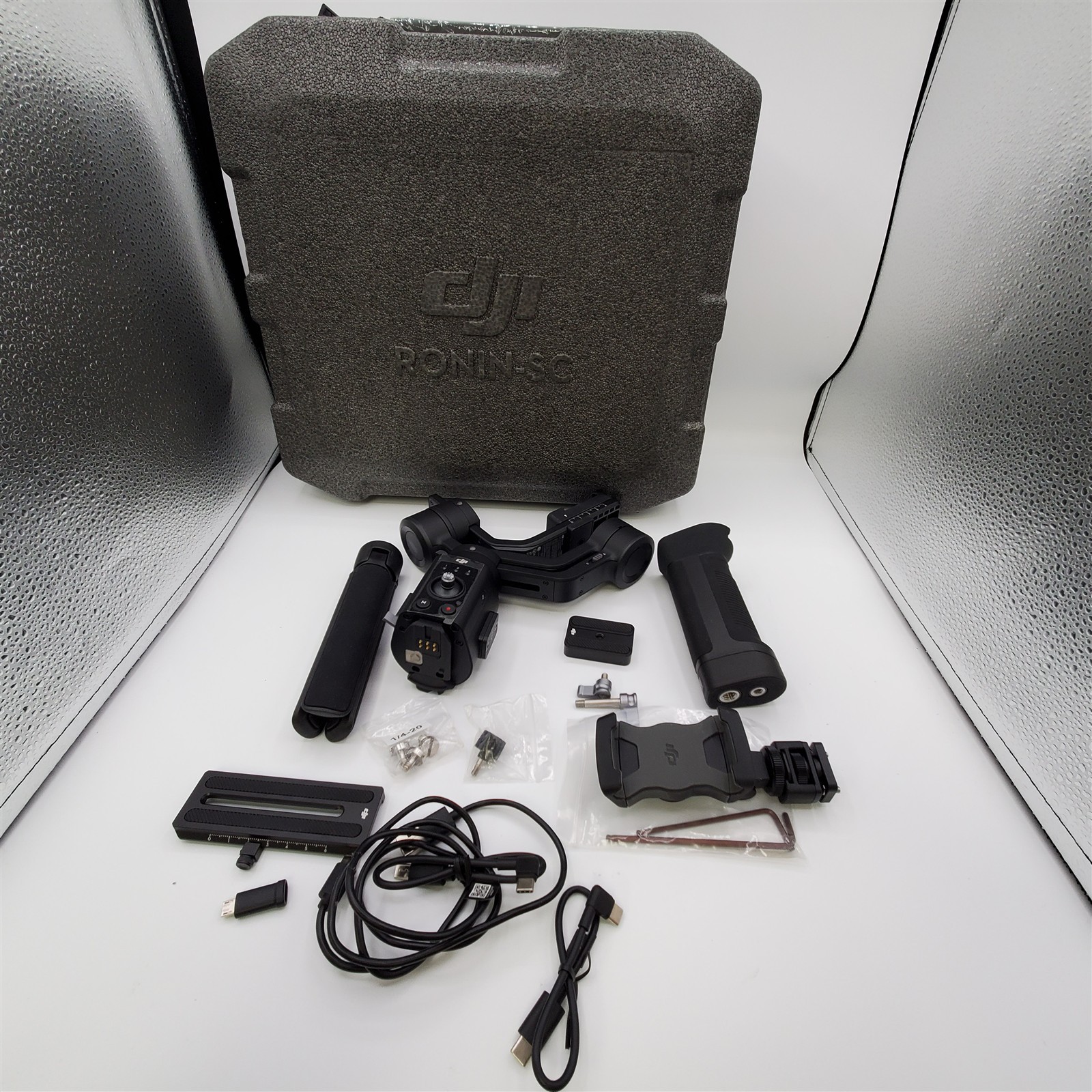 DJI Ronin-SC Pro Combo Handheld 3-axis Stabilizer for Mirrorless Cameras