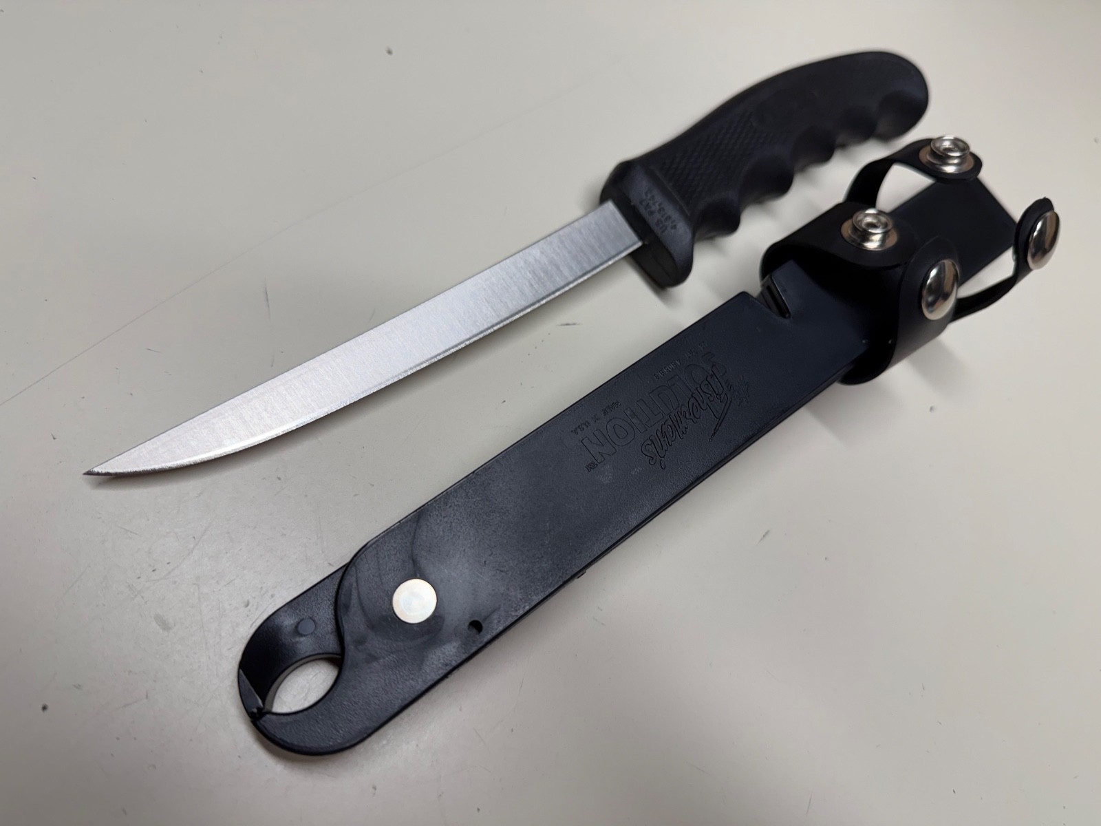 CUTCO FISHERMAN\'S SOLUTION ADJUSTABLE FILLET KNIFE USA W/ SHEATH NICE CONDITION CUTCO FISHERMAN\'S SOLUTION ADJUSTABLE FILLET KNIFE USA W/ SHEATH NICE CONDITION