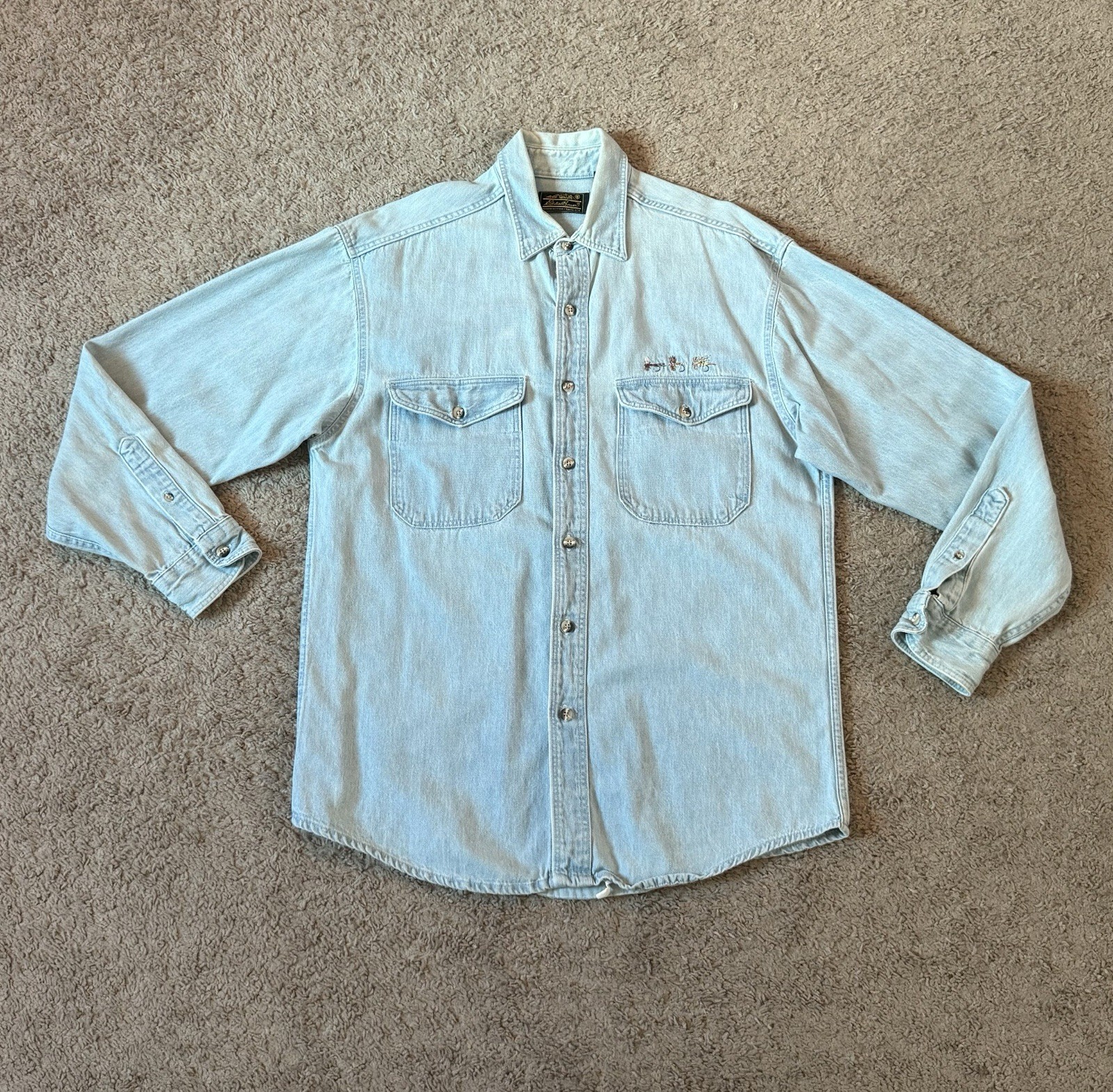 Vintage Eddie Bauer long-sleeved denim shirt black tag men\'s Medium Chambray Vintage Eddie Bauer long-sleeved denim shirt black tag men\'s Medium Chambray