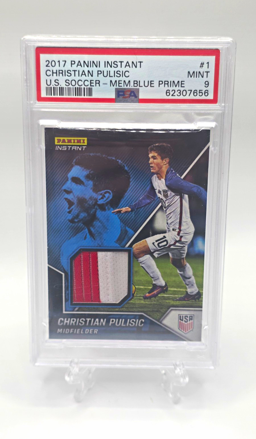 Pop 2  Panini Instant 2017 Christian Pulisic U.S. Soccer #1 Blue Prime MEM /25
