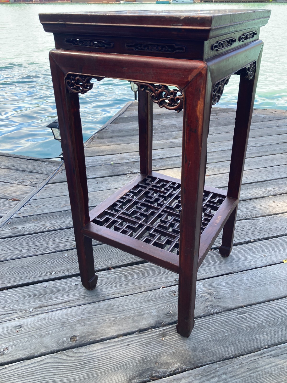 Antique Chinese Elmwood / Elm Wood Ming Side Table 33\