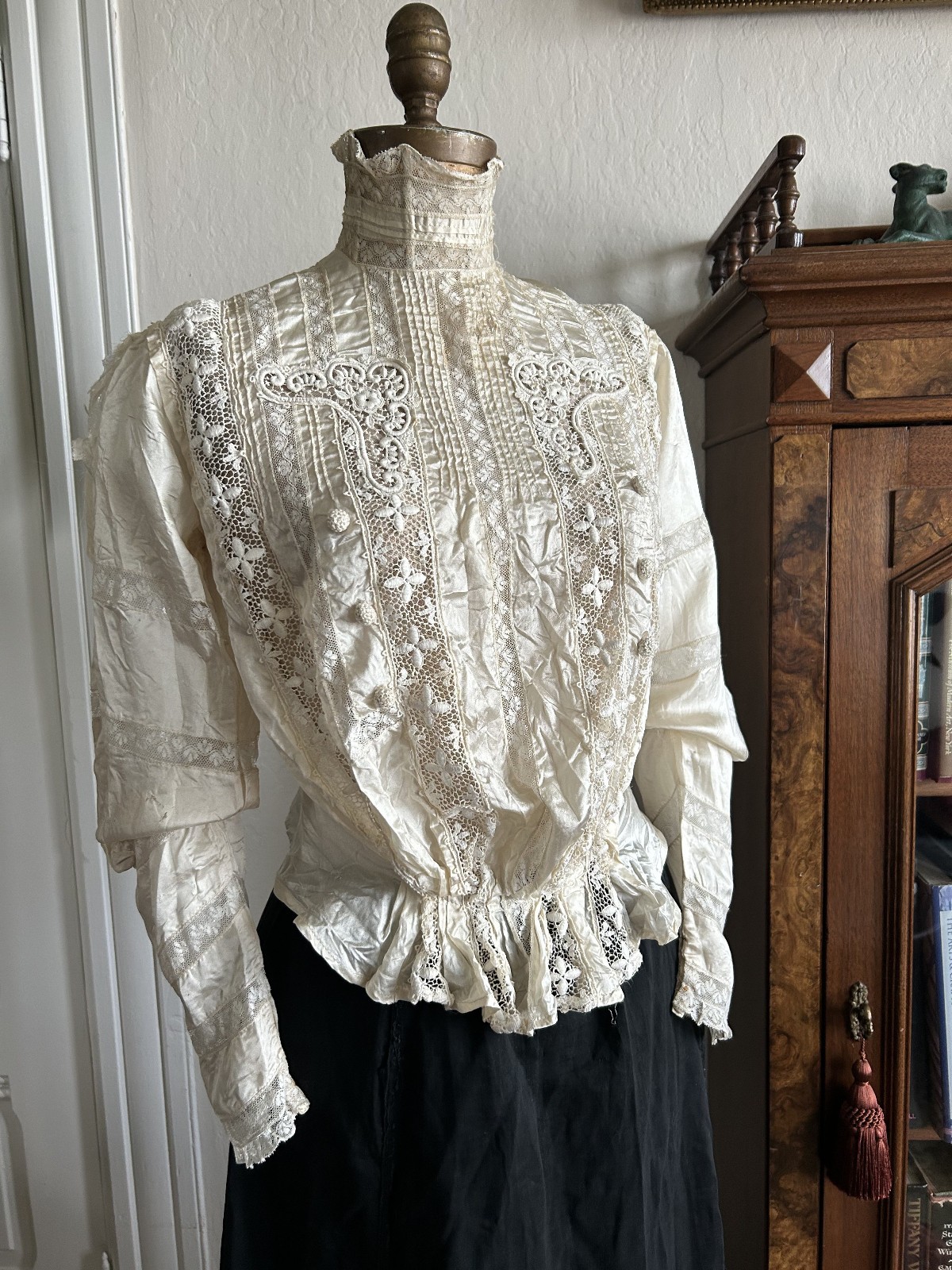 Antique Victorian Edwardian Ivory Silk Lace Blouse High Neck Puff Sleeve 28W