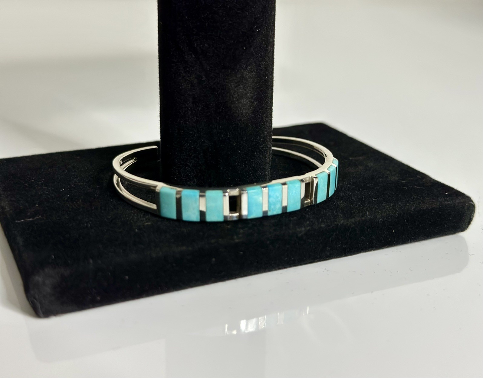 VTG Cheryl Siutza NAVAJO SIGNED Turquoise Inlay 5.5\