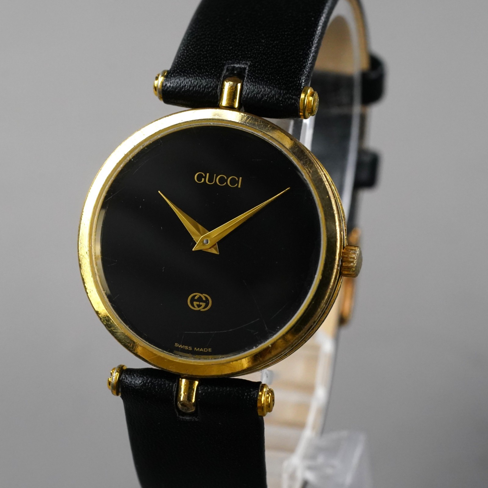 GUCCI Vintage Men\'s Watch 2000M Gold 30mm New Battery New Leather Band