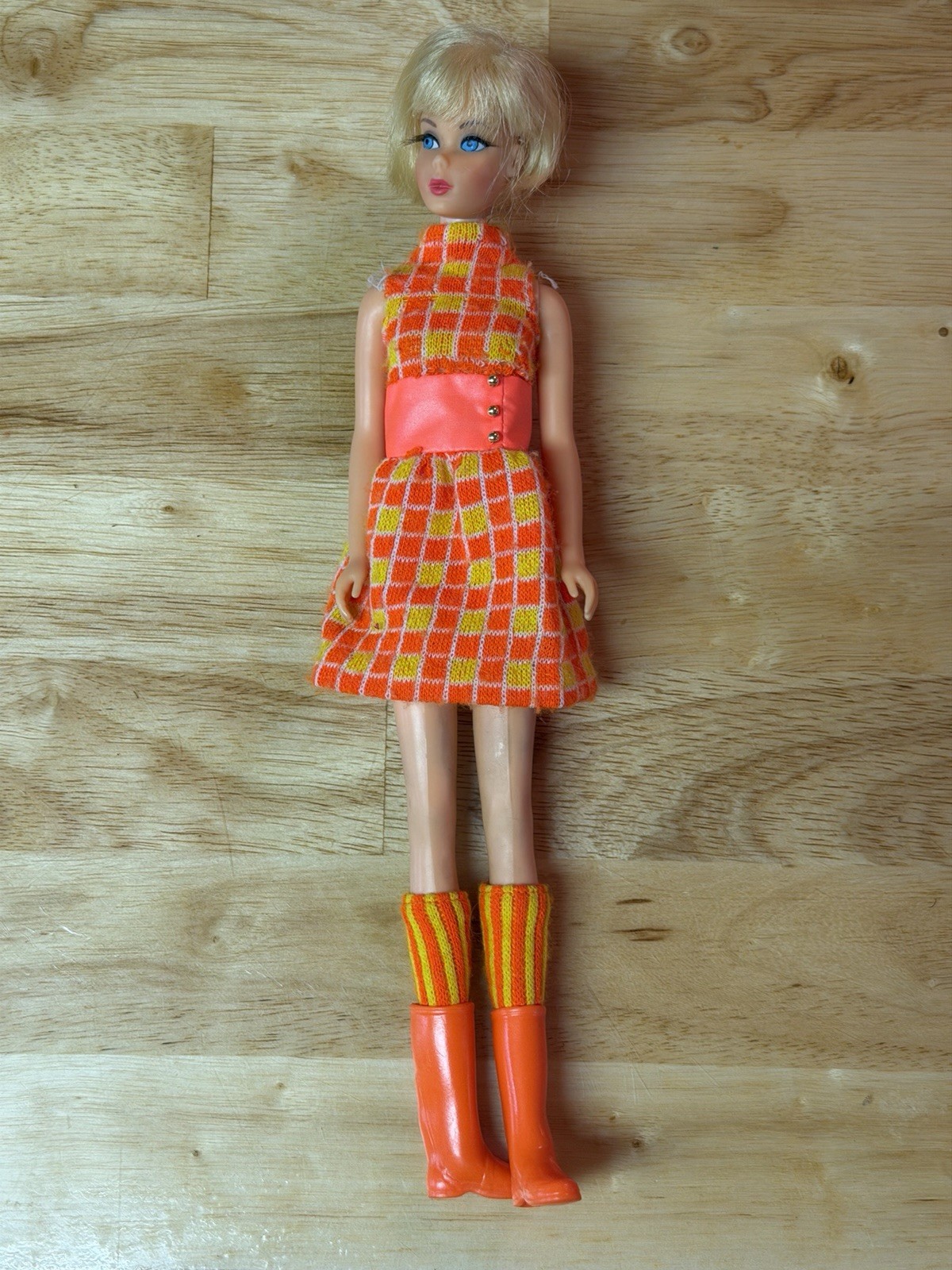 Vintage Mattel Barbie Twist ’n Turn Doll – Blonde – Made in Japan