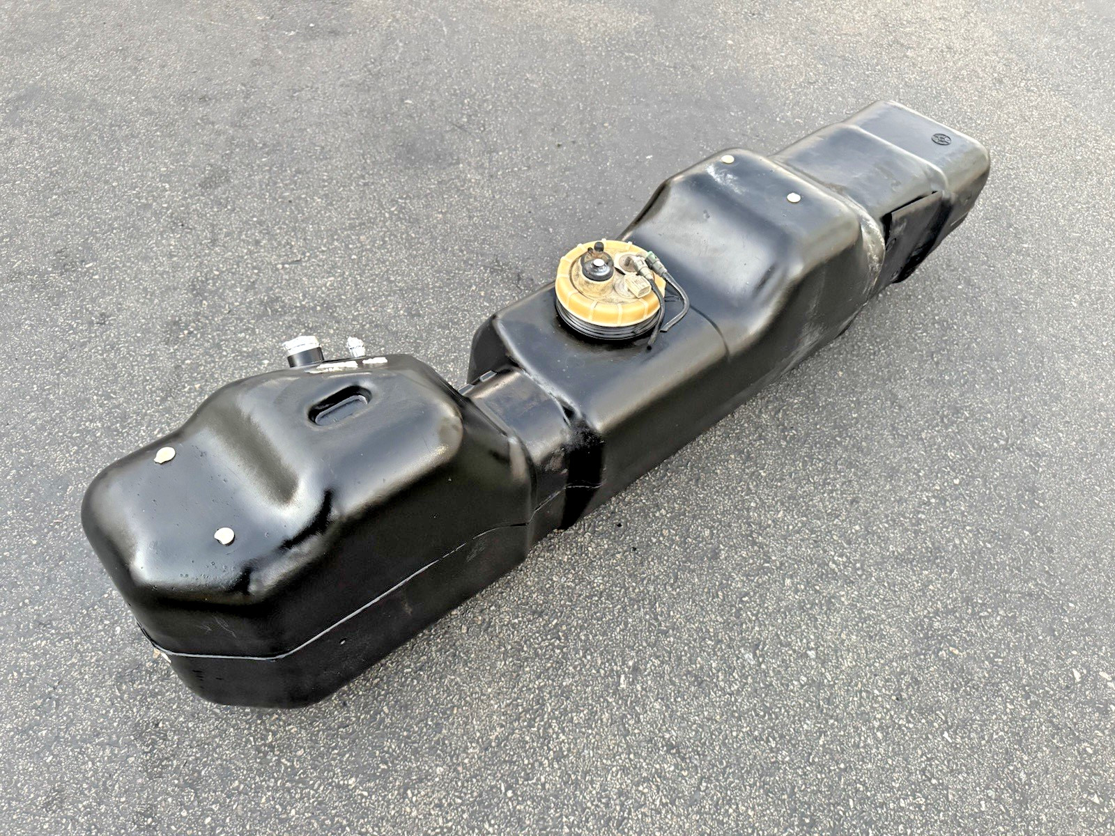 1996 Dodge Ram 3500 5.9 Cummins Diesel Fuel Tank OEM 52028907 4x4
