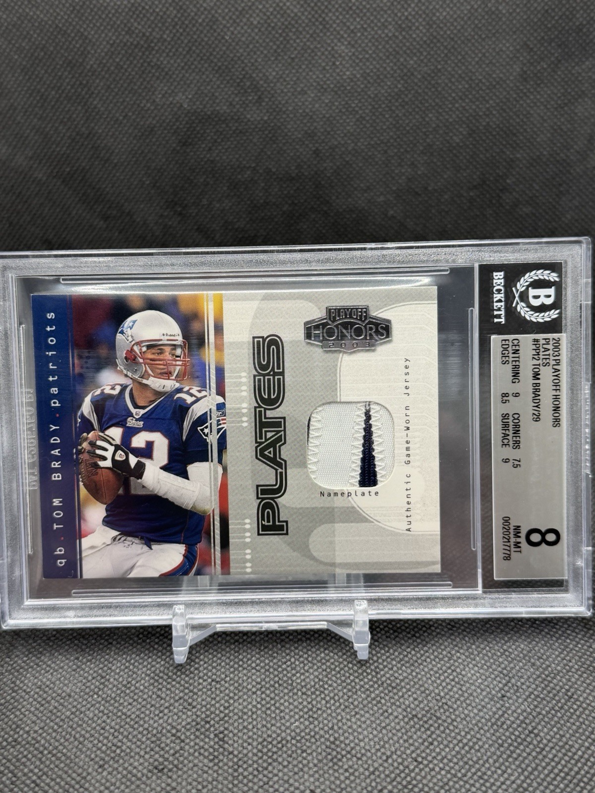 2003 Playoff Honors TOM BRADY /29 Playoff GAME-WORN Name Patch #PP-12 BGS 8 2003 Playoff Honors TOM BRADY /29 Playoff GAME-WORN Name Patch #PP-12 BGS 8