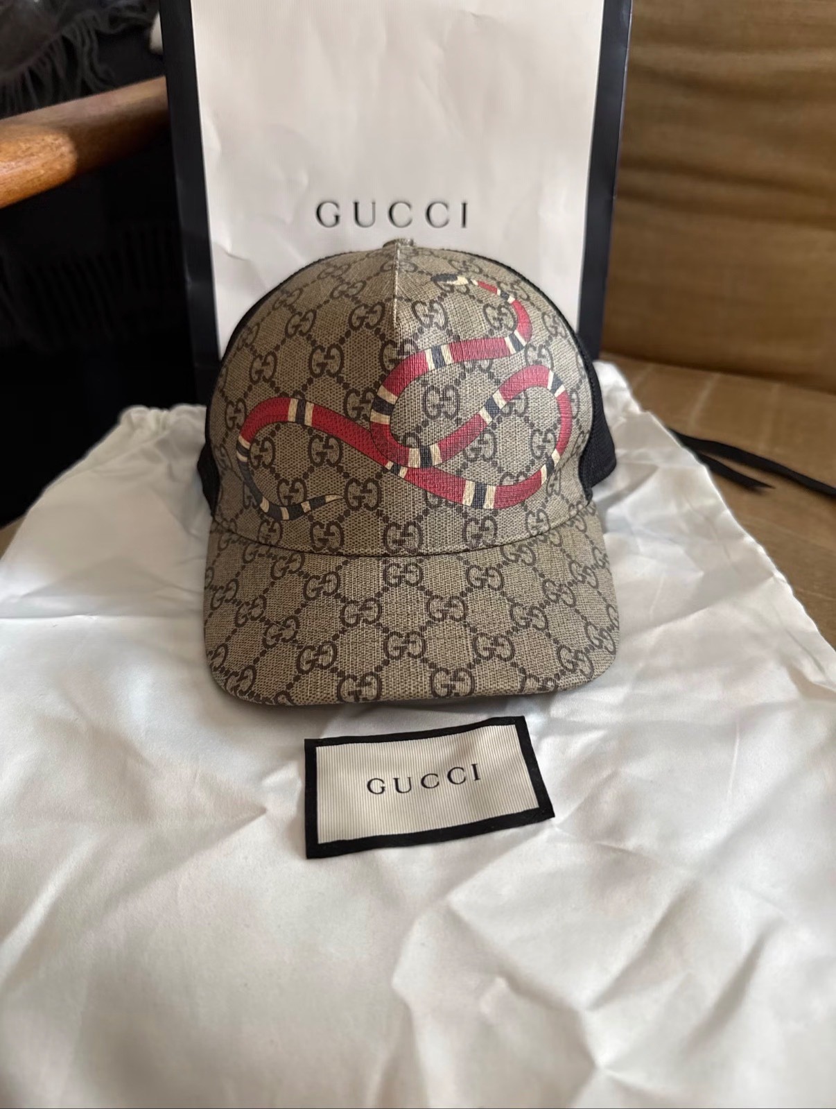 Authentic Beige Gucci Kingsnake GG Supreme Cap M (58cm)