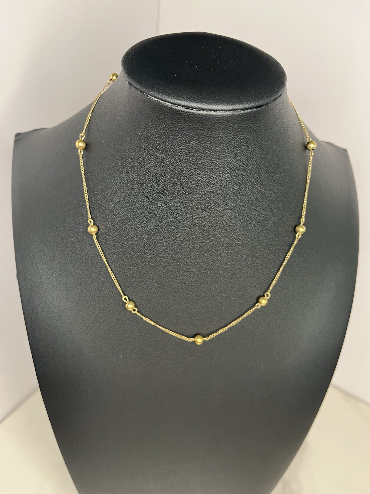 Vintage 16in 12k Gold Filled Signed Winard Dainty Necklace Vintage 16in 12k Gold Filled Signed Winard Dainty Necklace