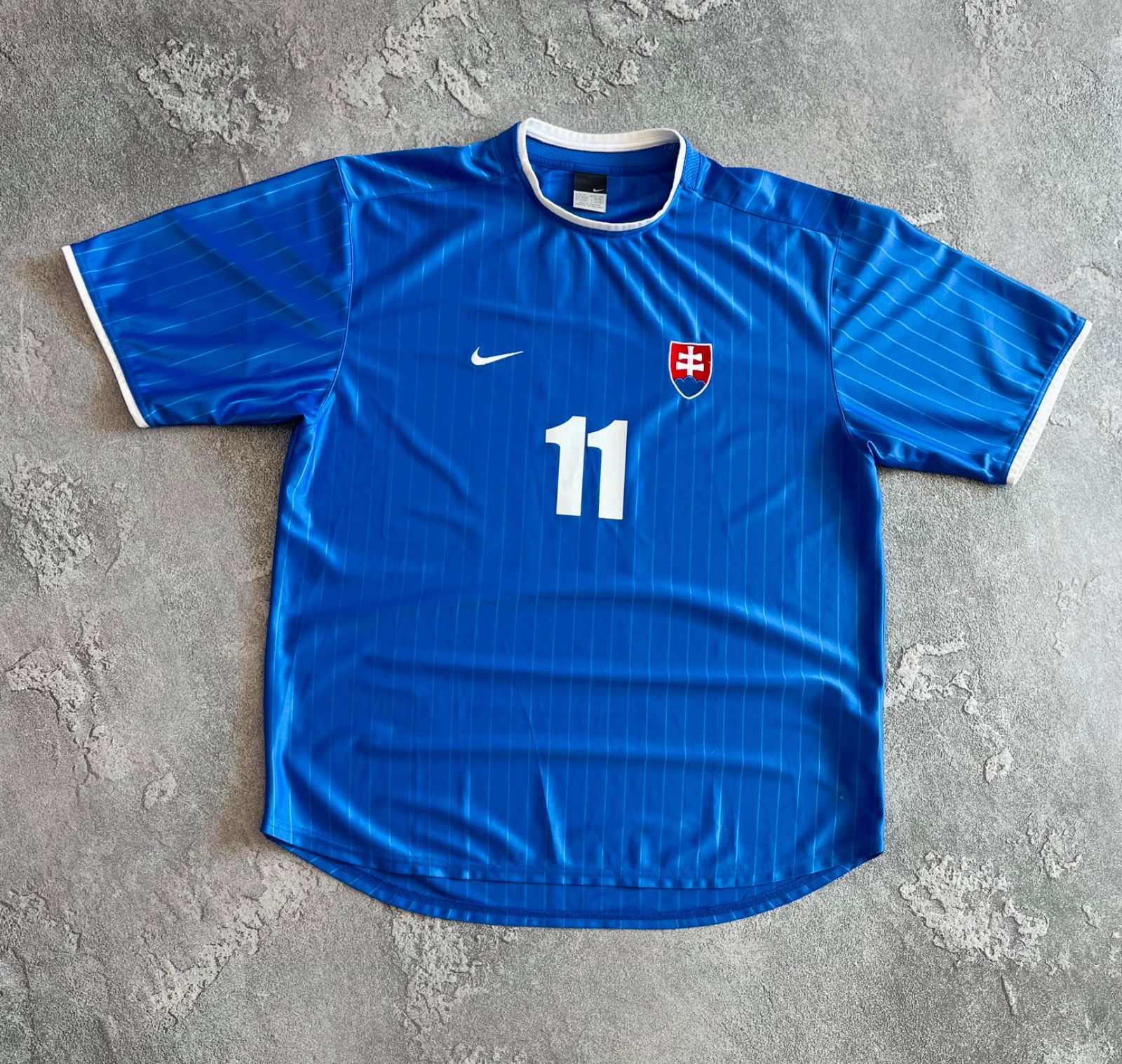 Vintage Nike SLOVAKIA 2002 VITTEK #11 Soccer Jersey Football Shirt Men\'s Size XL