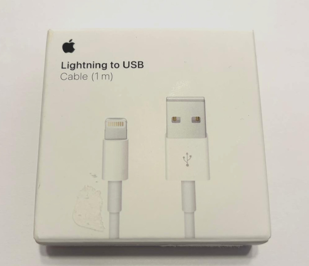 Apple Lightning - USB Cable - 1 Meter - A1480 - Original  - Used