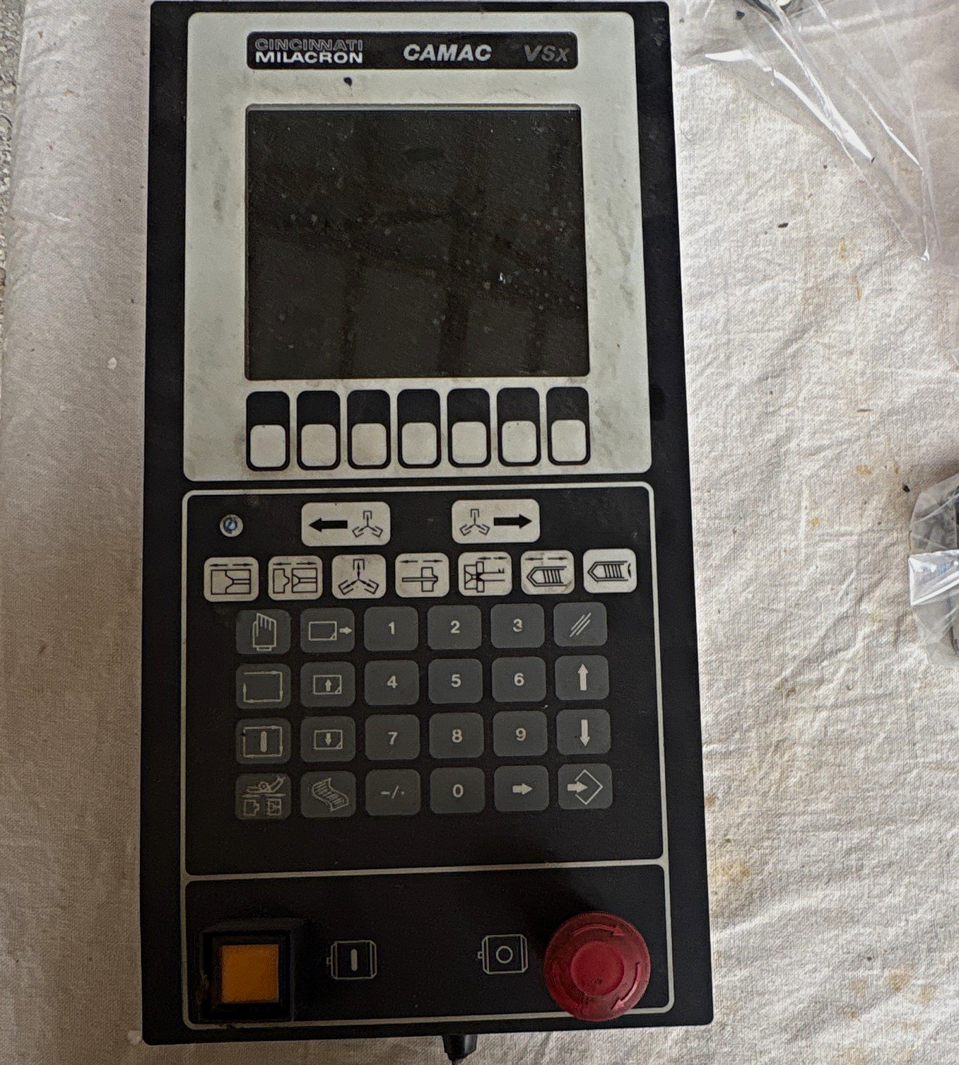 Cincinnati Milacron CAMAC VSX Operator Interface Panel 6in 3-424-2047A rev .c