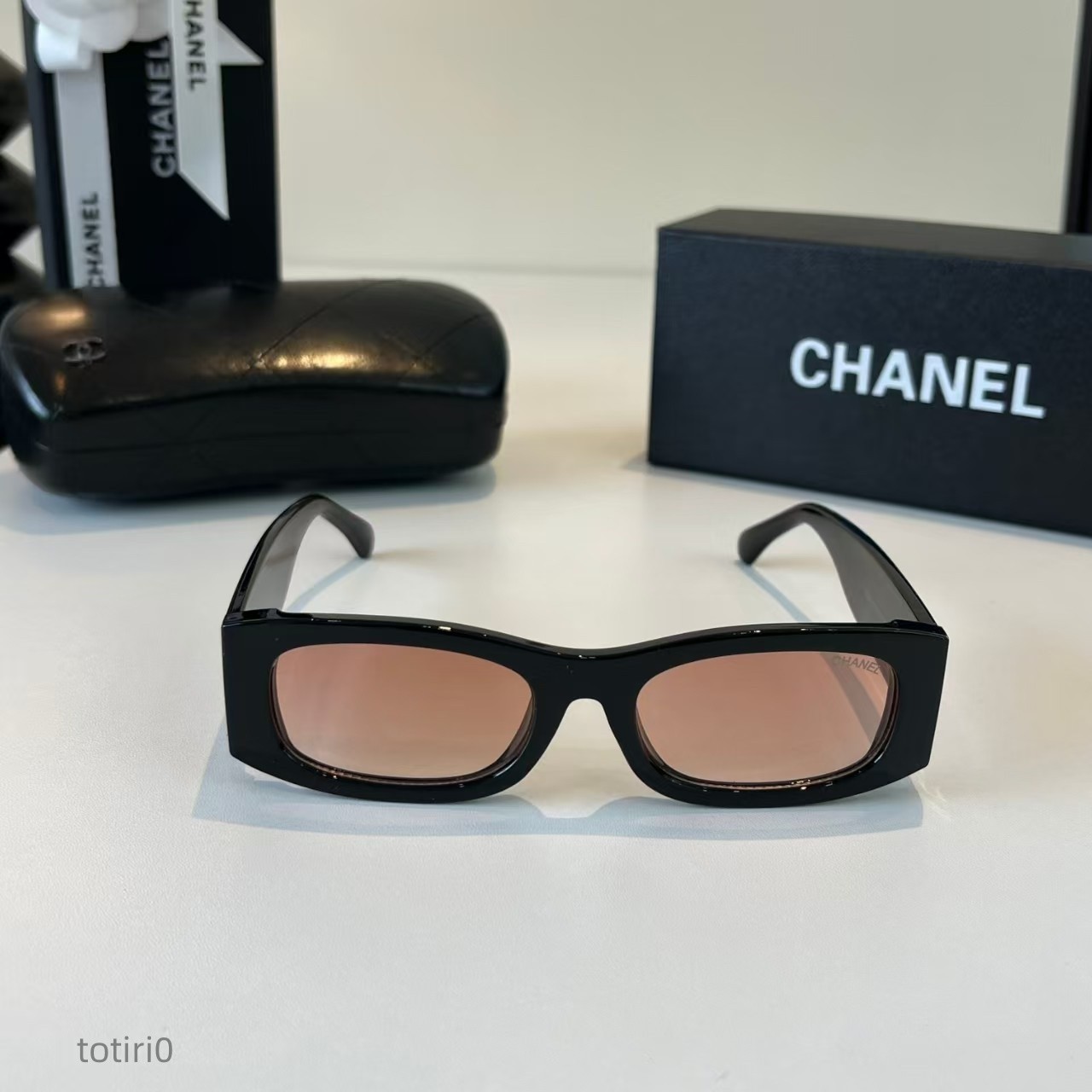 CHANEL 69020 Vintage Narrow Rectangular Sunglasses with Brown Lenses 52-18-138 CHANEL 69020 Vintage Narrow Rectangular Sunglasses with Brown Lenses 52-18-138