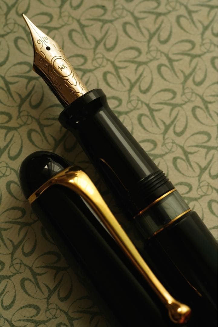 Aurora 88 Tengu Nib Fountain Pen