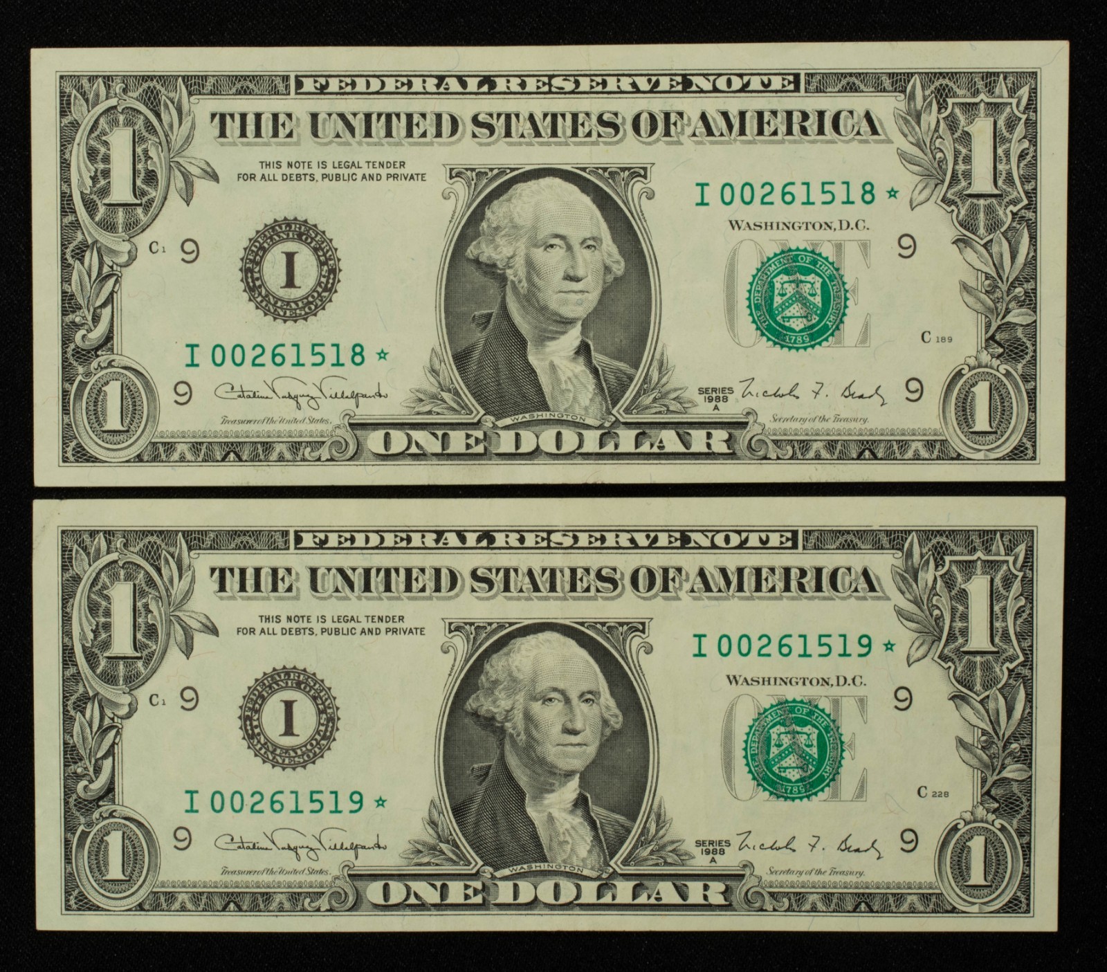 2 Consecutive 1988A $1 FRN Federal Reserve Notes - FR 1915I - Star Notes- CA2099