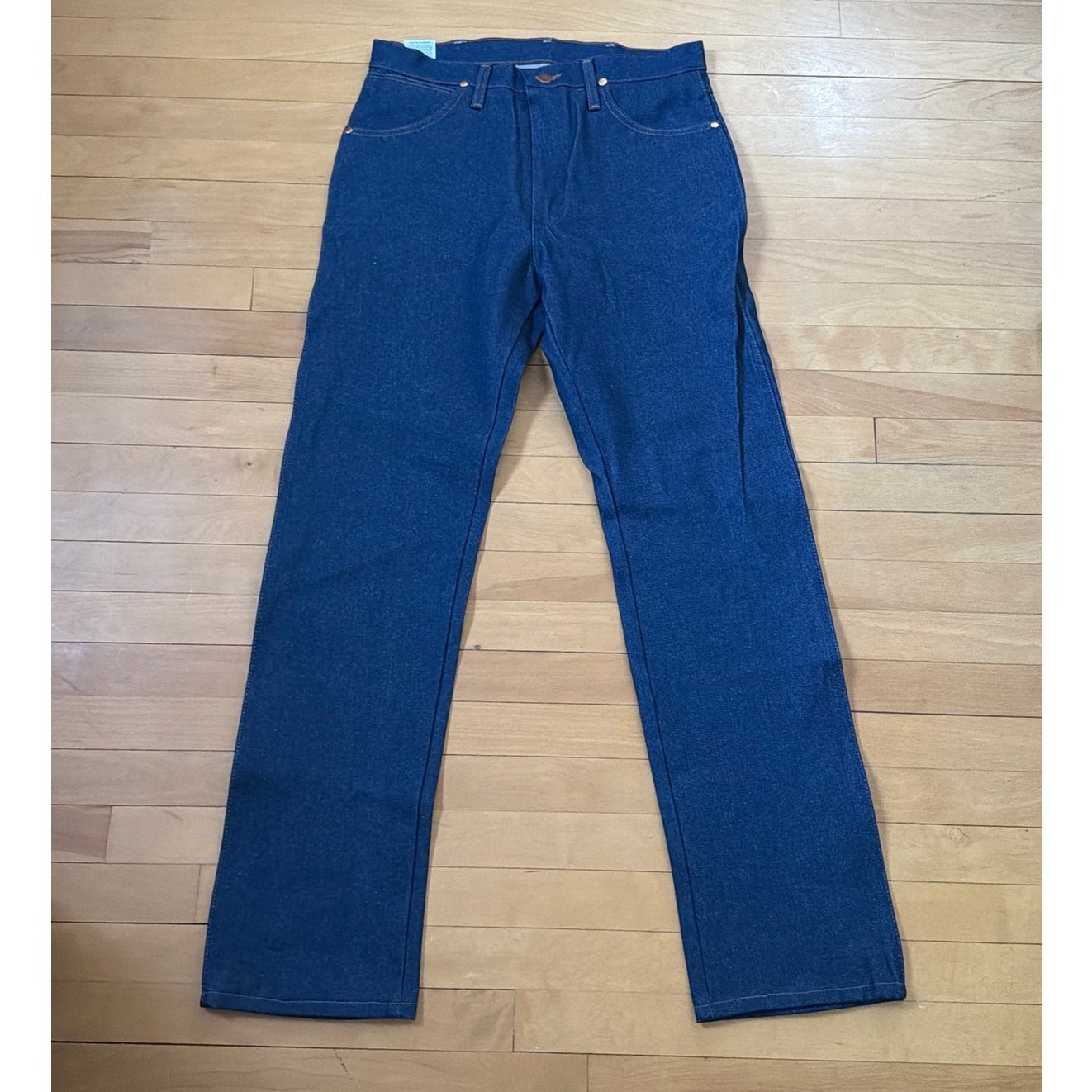 Wrangler Cowboy Cut NWT 32x33 Dark Wash Men\'s Jeans