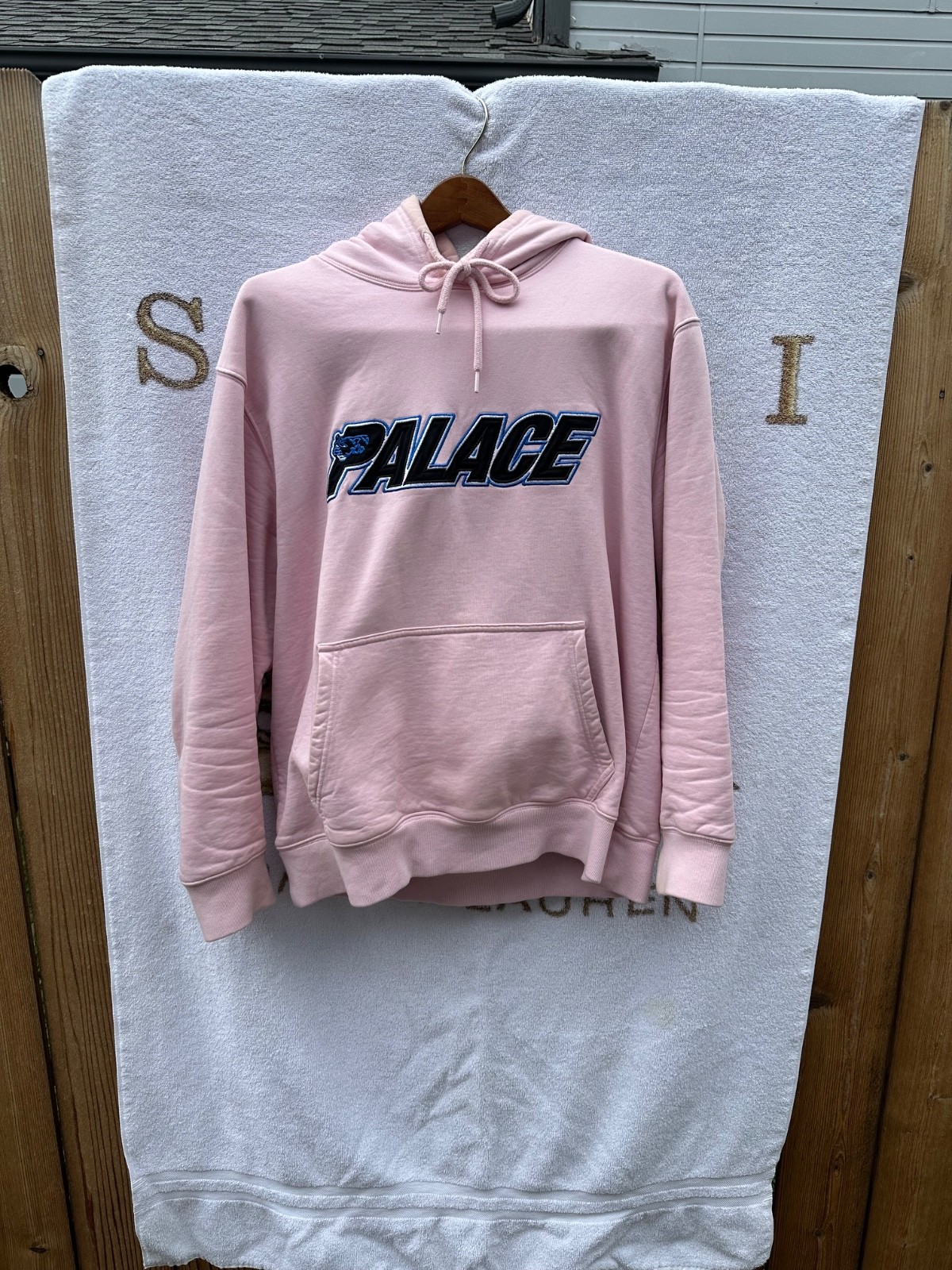 PALACE skateboards hoodie pink panther sz LARGE