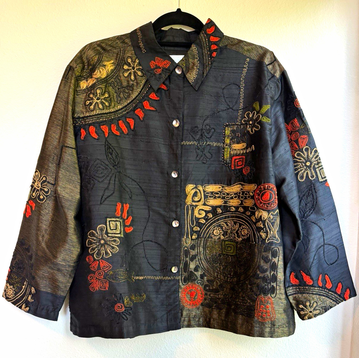 Chico\'s Women\'s XL Black Gray Orange Geometric Silk Button-Up Embroidered Blouse Chico\'s Women\'s XL Black Gray Orange Geometric Silk Button-Up Embroidered Blouse