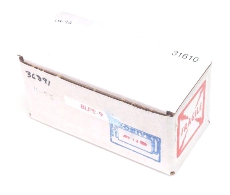 NIB SONNTEK LH-92 DEUTERIUM LAMP LH92 NIB SONNTEK LH-92 DEUTERIUM LAMP LH92