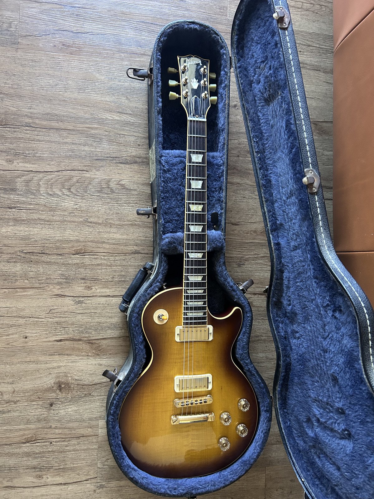Gibson Guitar Of The Week #14 Les Paul Classic Antique 2007 - Iced Tea Burst