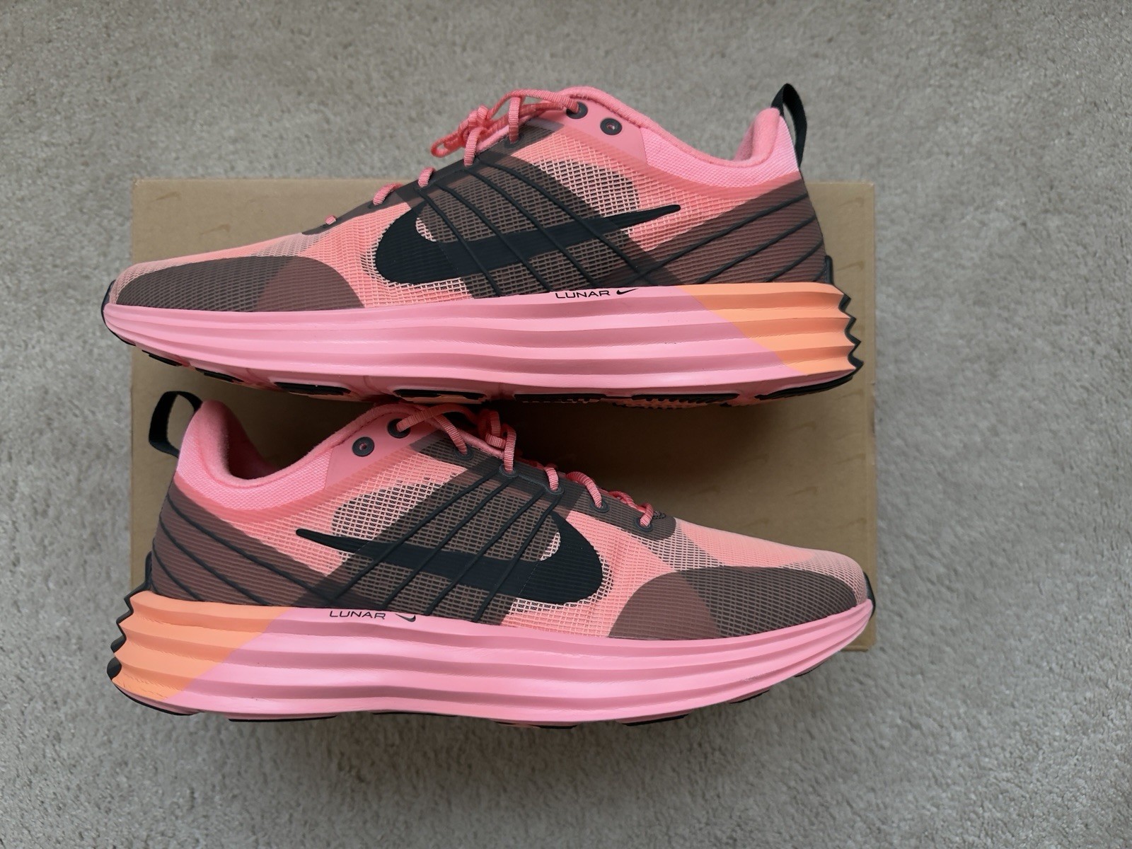 Nike Lunar Roam Premium Pink Gaze Black/Crimson Bliss Men\'s Size 13 HF4314-699 Nike Lunar Roam Premium Pink Gaze Black/Crimson Bliss Men\'s Size 13 HF4314-699