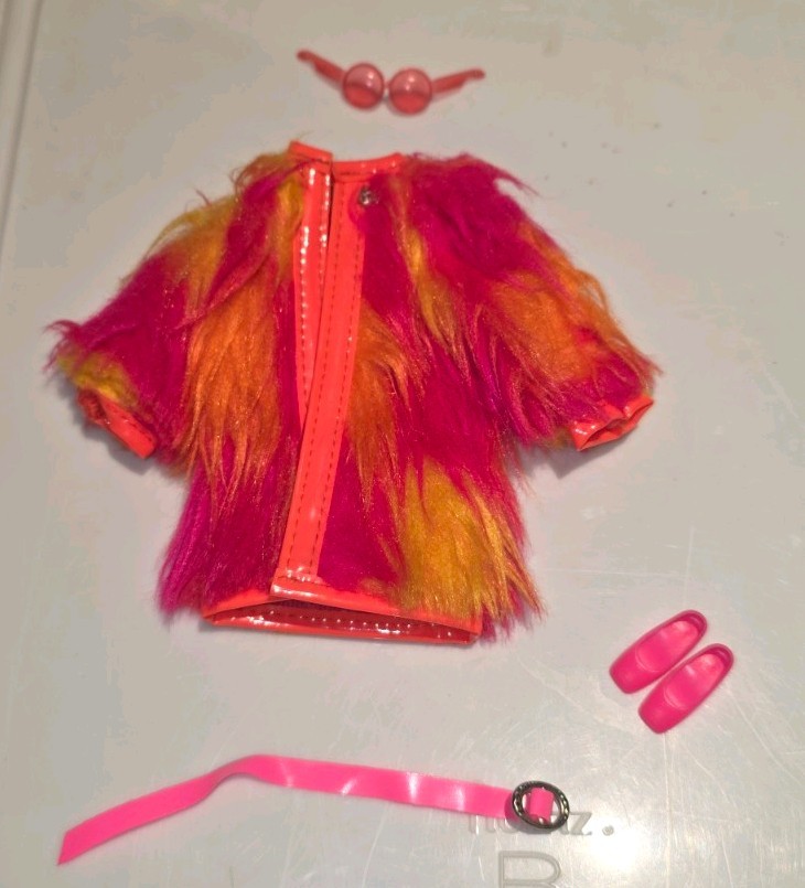 Vintage Francie The Wild bunch coat & misc. accessories