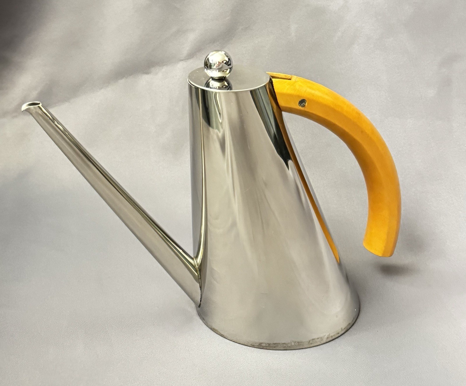 1960s Carlo Giannini Italy Stainless Oil Decanter Kettle by Flavio Sambinelli
