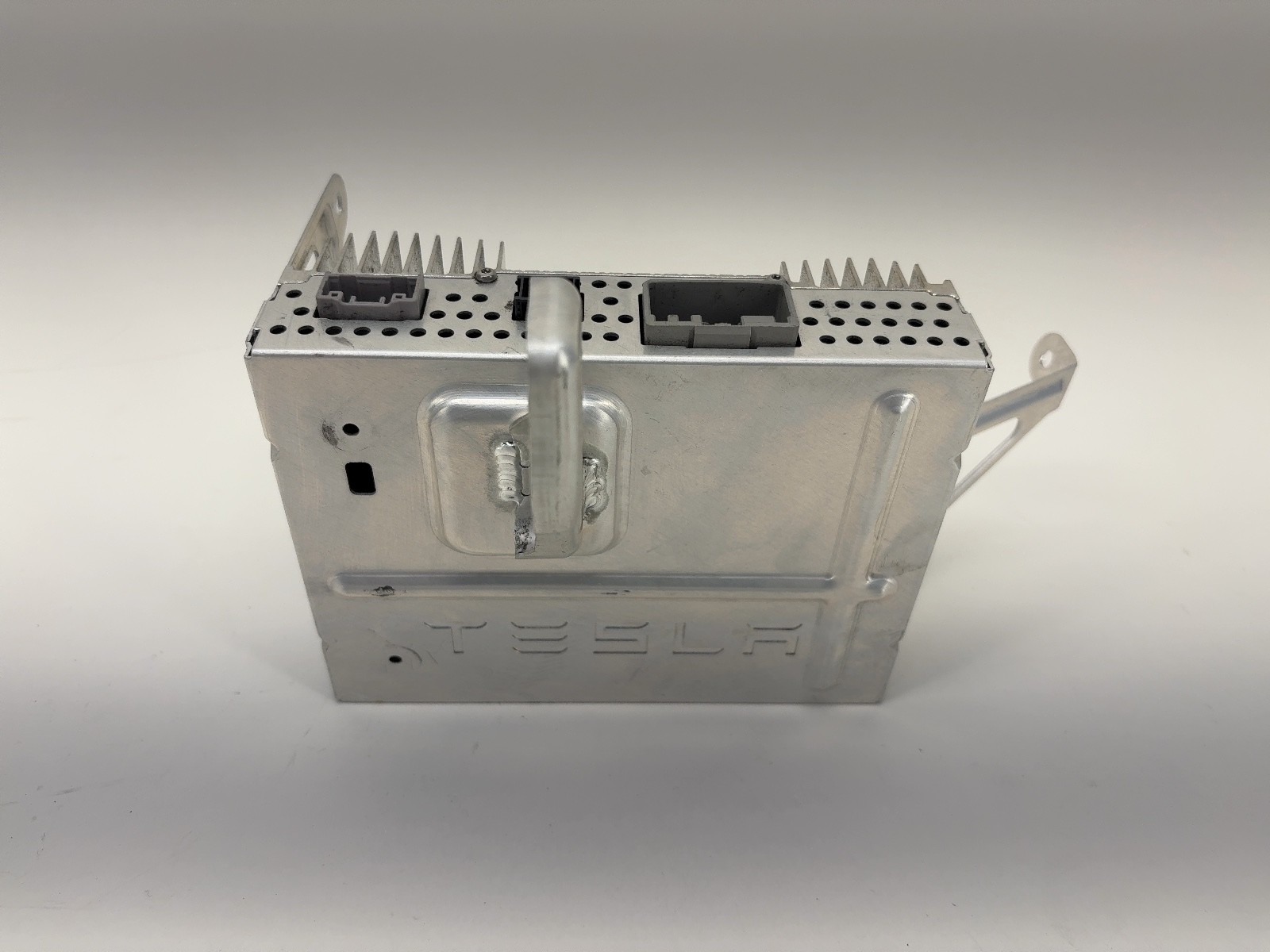 2018 Tesla Model 3 Audio Amplifier External 1079748-00-D