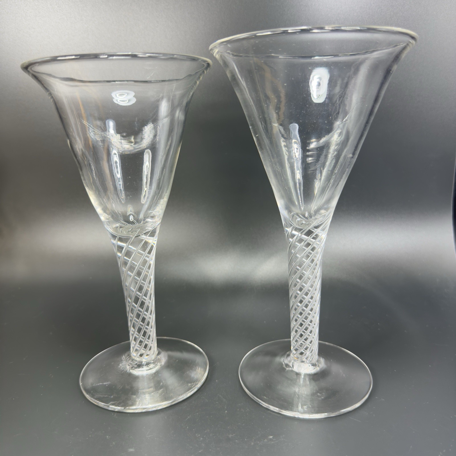 Antique Clear Hand Blown Air Twist Wine Glass Goblet Glasses Cups Set 2 Flutes