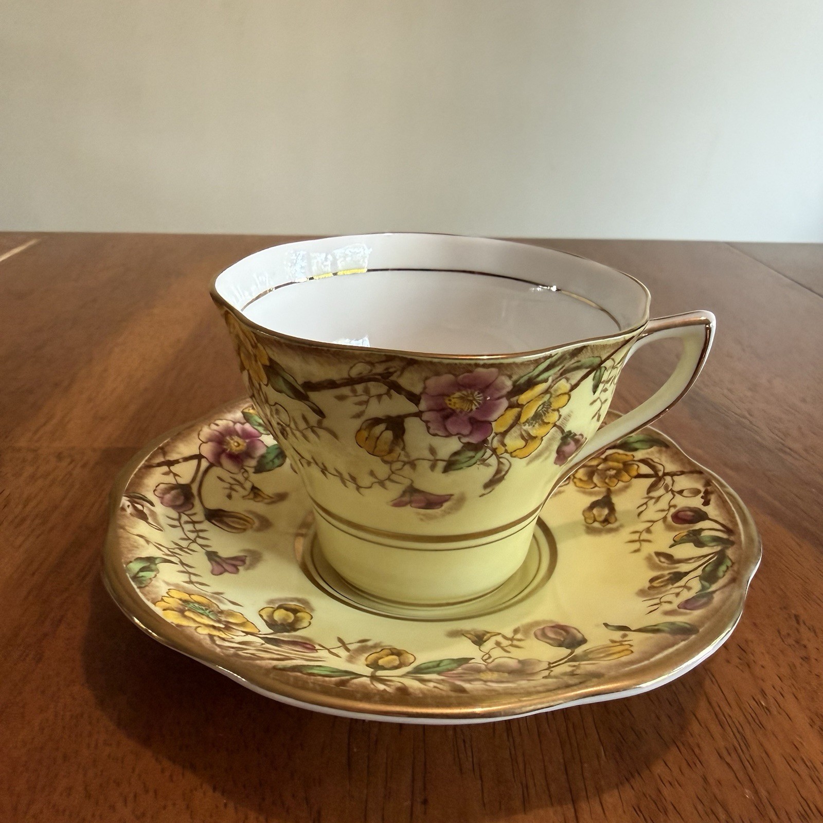 Rosina Made In England Collectible Tea Cup And Saucer