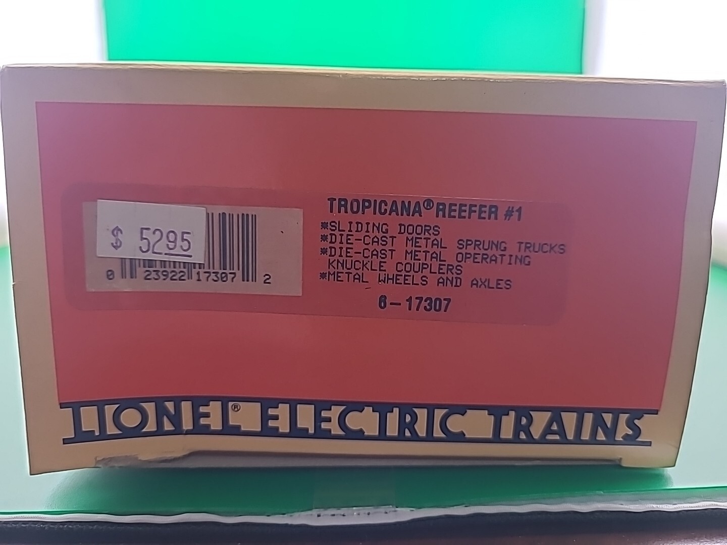 Lionel Model Train Freight Car O Scale Gauge Tropicana Reefer Orange 6-17307