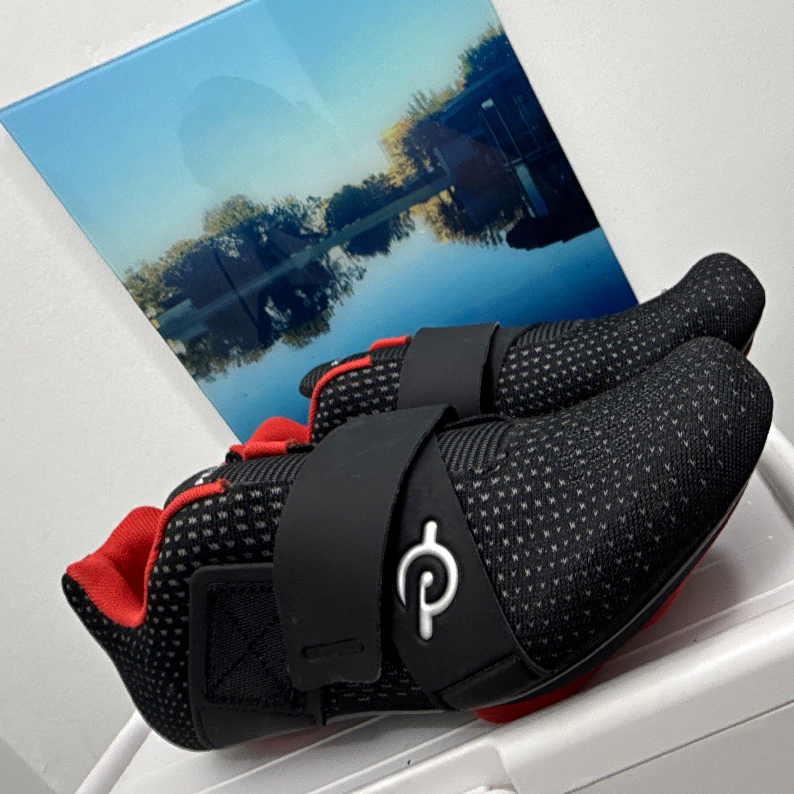 Peloton Unisex Cycling Shoes Black/Red Hook & Loop Straps 3-Bolt Compatible 6.5