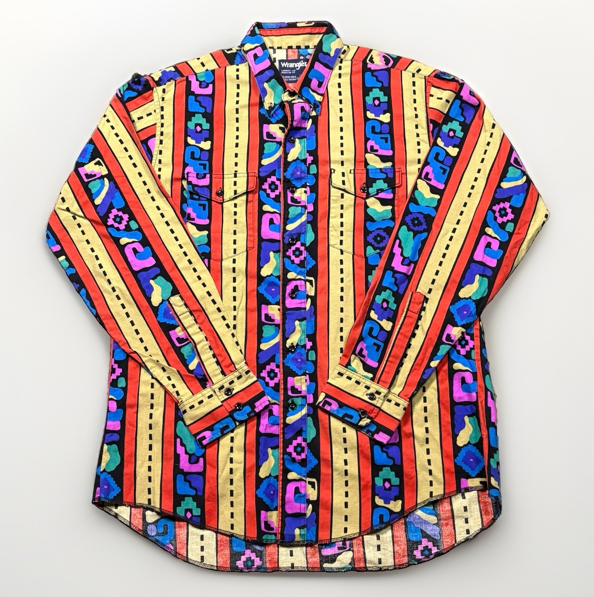 Sz 17-35- Vintage 90s Wrangler Brushpopper Aztec print button-down shirt USA