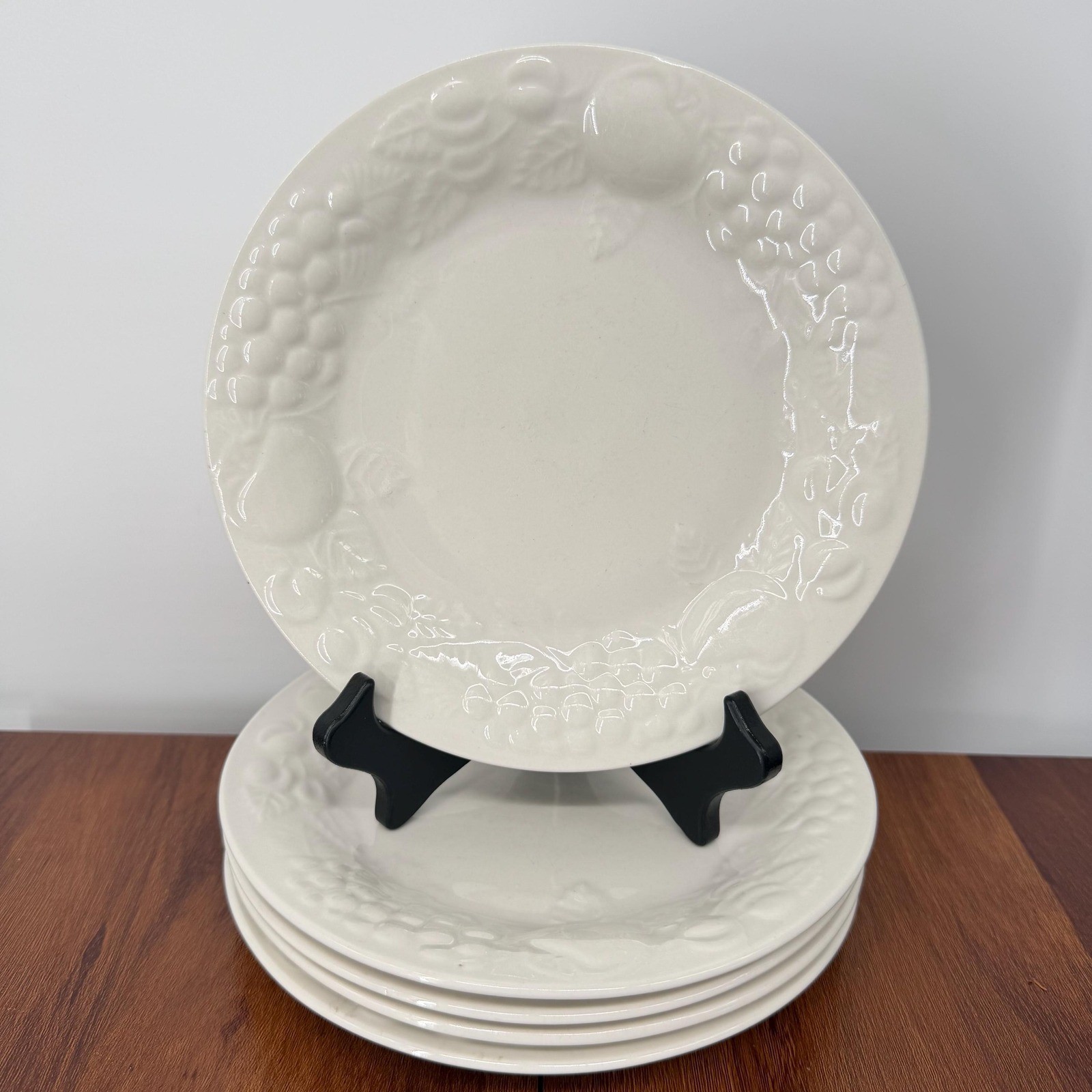 VTG French Country Philippe Richard Fruit Salad Plates (5) White Embossed 7.5