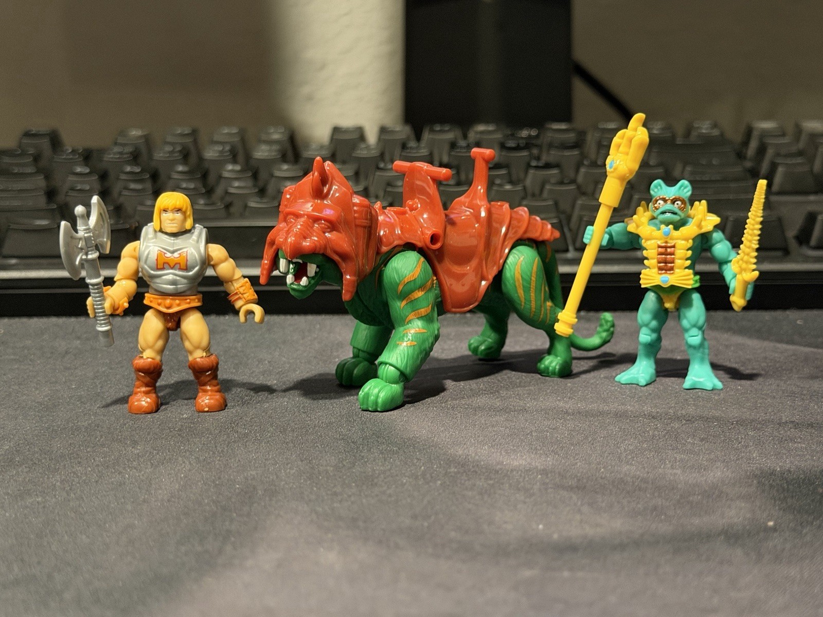 Mega Construx Masters Of The Universe Battle Cat He Man Mer Man Figure Lot