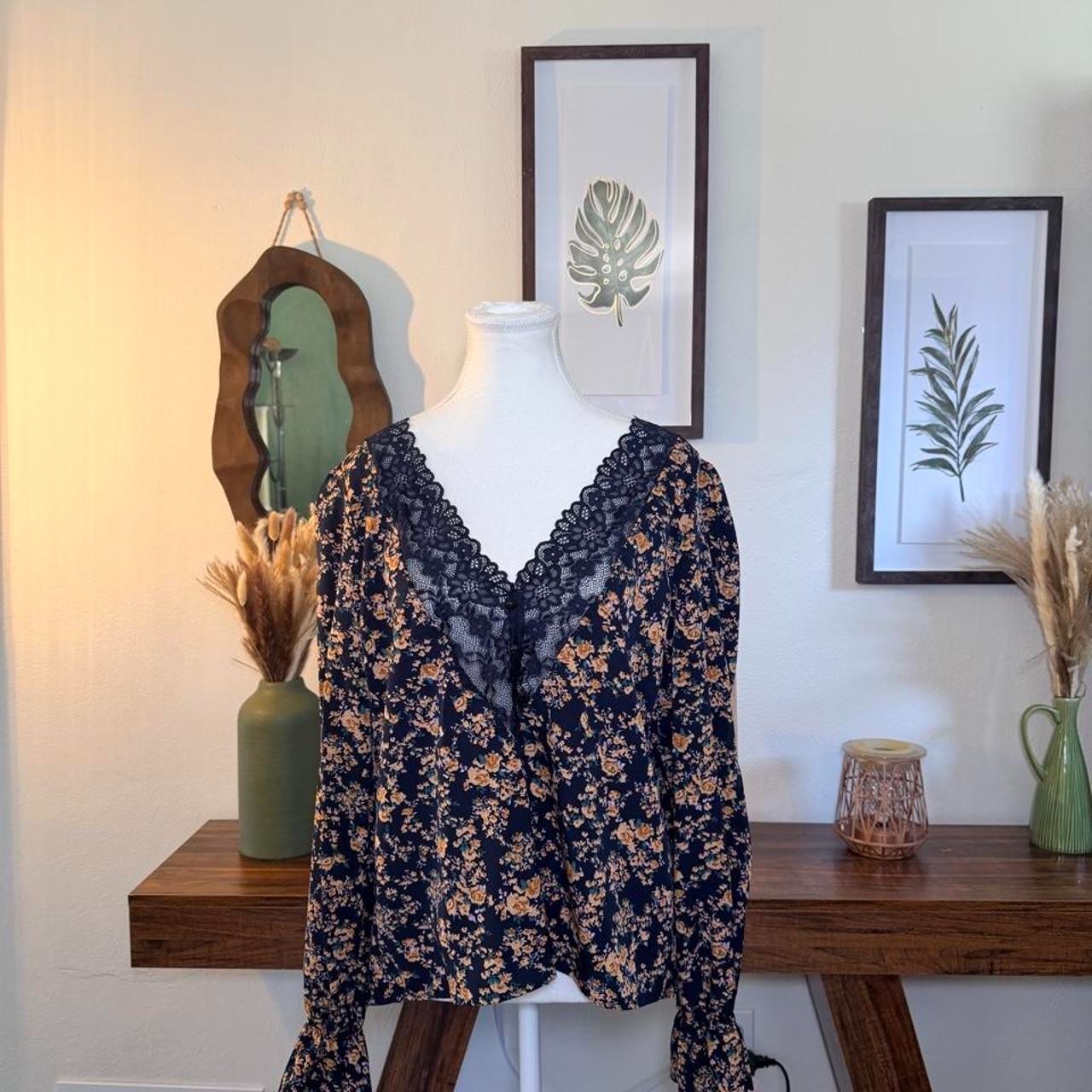 Navy Floral Lace Blouse Bell Sleeve Button Back Romantic Boho Size L