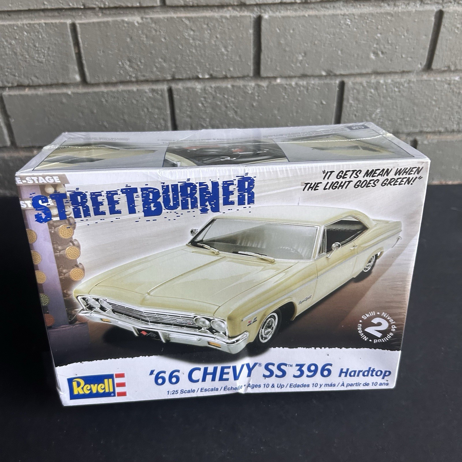 Revell 1966 Chevy SS 396 Hardtop 1:25 Scale Model Kit Streetburner