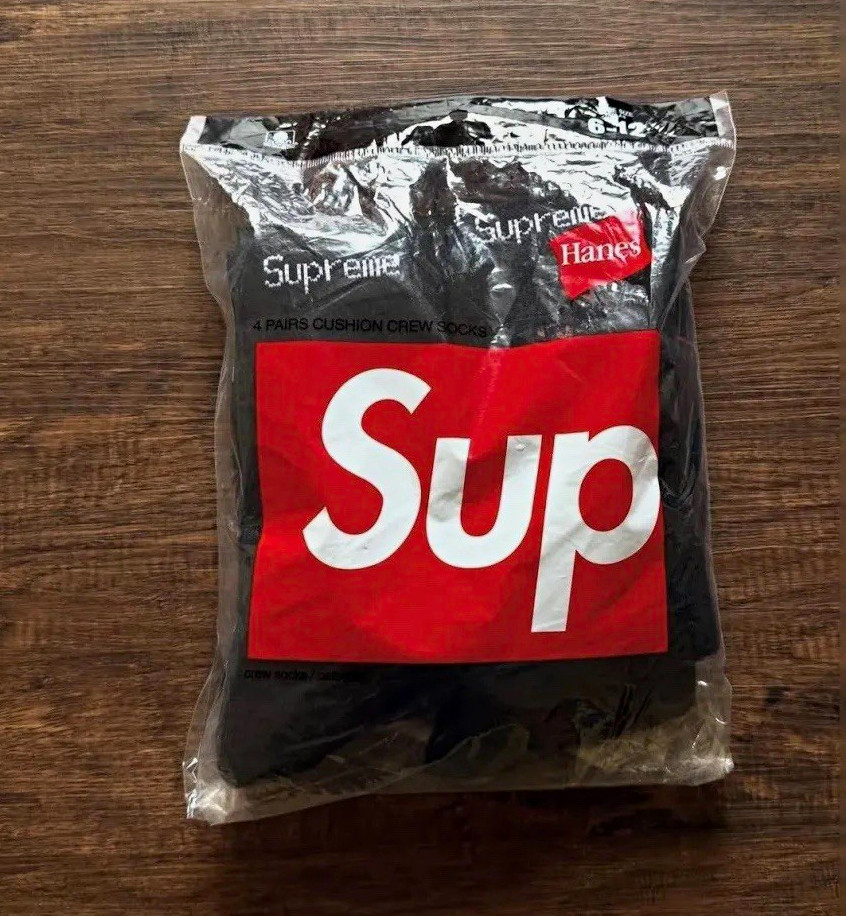 Supreme x Hanes Socks Cotton Blend Logo Black Crew 4 Pairs Men\'s Supreme x Hanes Socks Cotton Blend Logo Black Crew 4 Pairs Men\'s