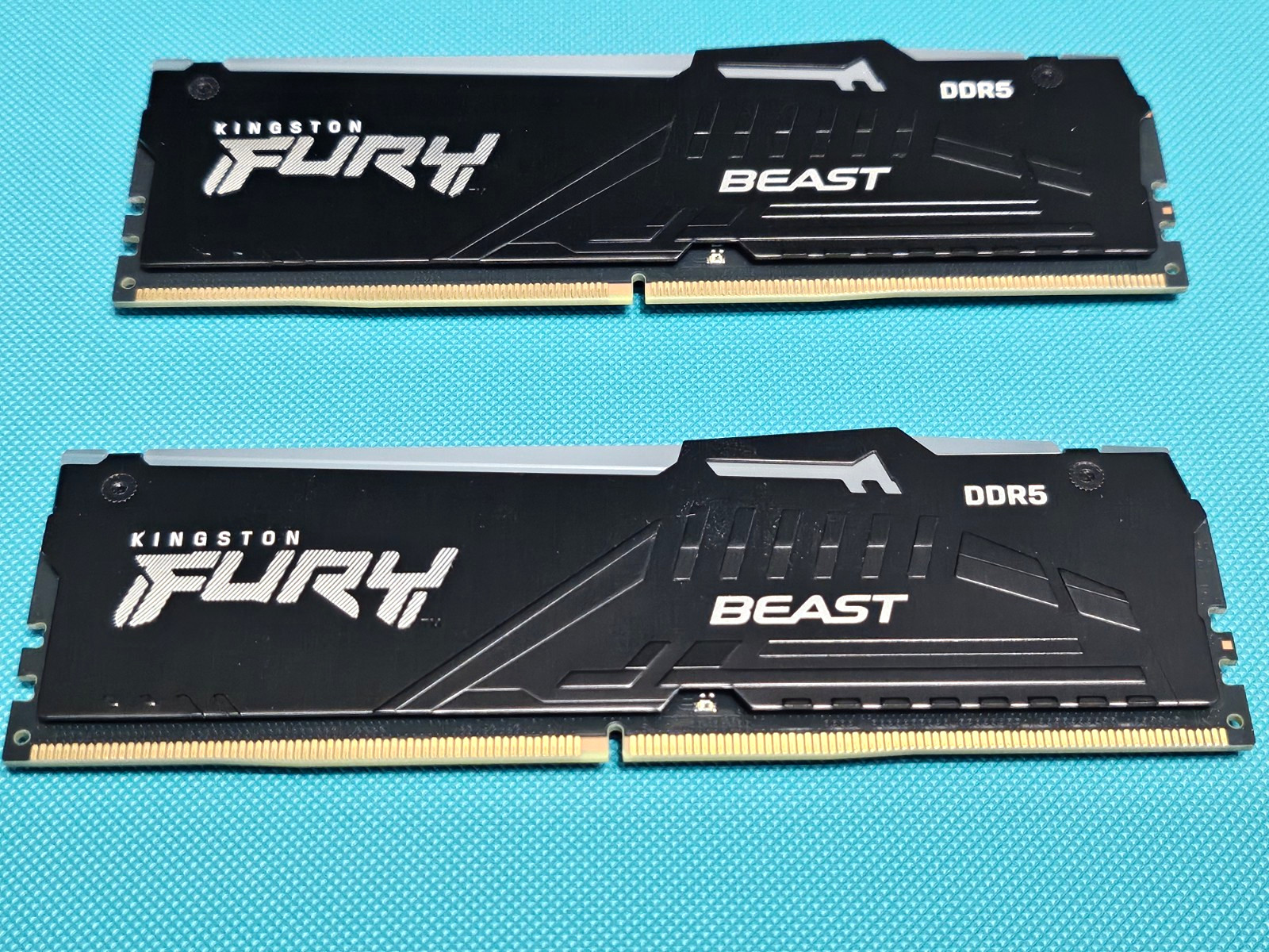 Kingston FURY Beast 16GB (2x8GB) DDR5 UDIMM XMP5-5200 *Read Description* Kingston FURY Beast 16GB (2x8GB) DDR5 UDIMM XMP5-5200 *Read Description*