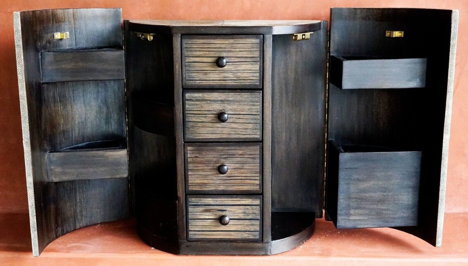 Extremely Rare R & Y Augousti Paris Shagreen Stingray Vanity Jewelry Chest Extremely Rare R & Y Augousti Paris Shagreen Stingray Vanity Jewelry Chest