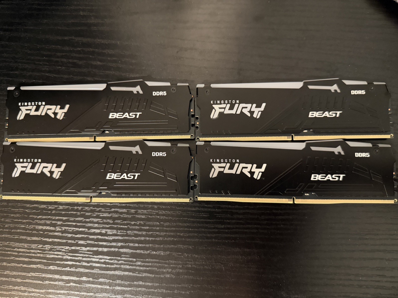 Kingston FURY Beast RGB 32GB (2x16GB) DDR5 6000MT/s AMD EXPO Intel XMP UDIMM RAM