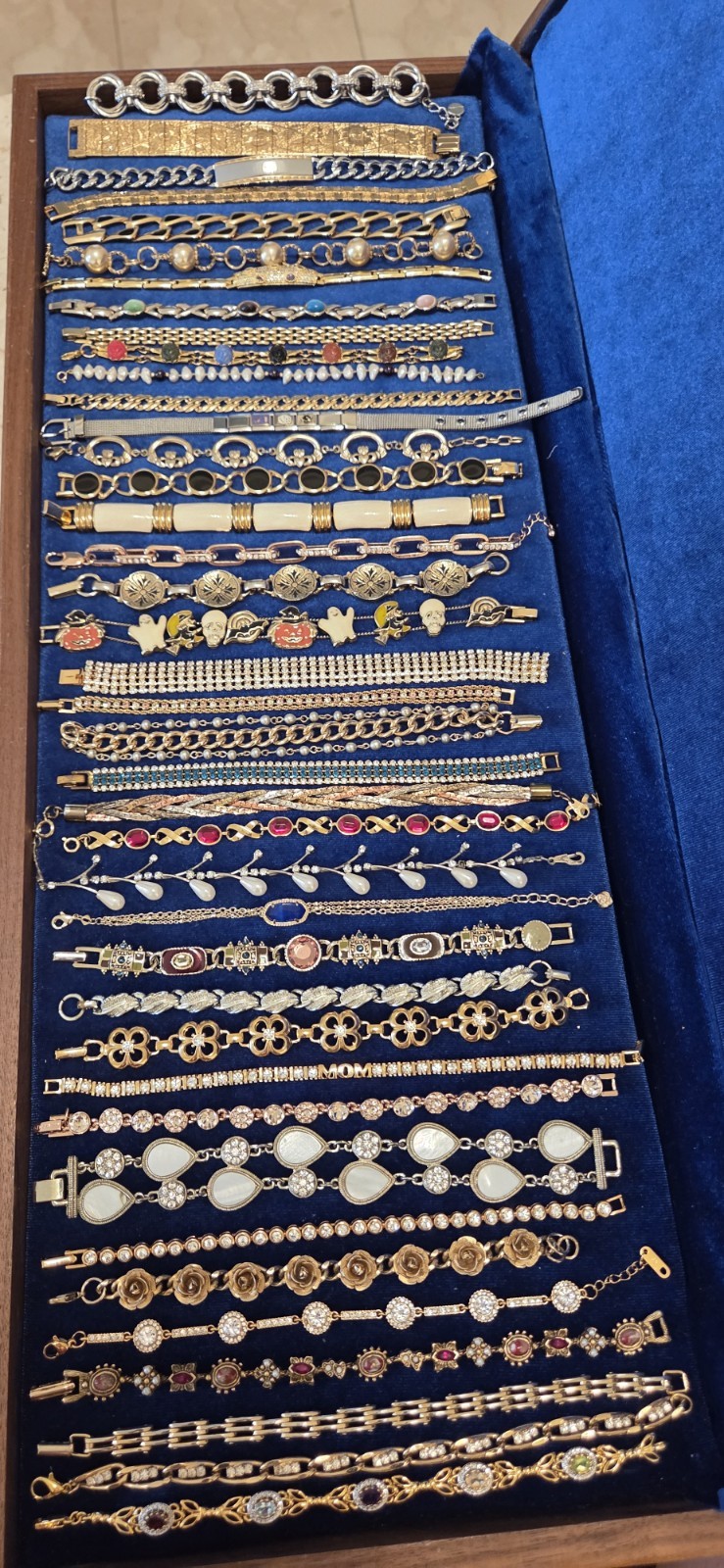 Vintage Mod Bracelet Lot Of 40. 14 Signed Monet Givenchy Avon Kendra Scott